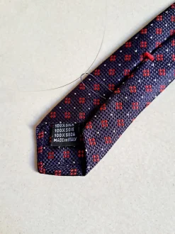 CRAVATTA MOTIVO MICRO FIORELLINO BLU ROSSO