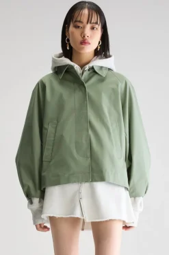 SHORT TRENCH JACKET VERDE EUCALIPTO